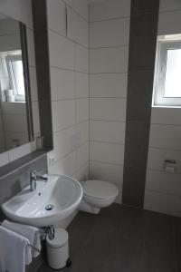 Ein Badezimmer in der Unterkunft Gösserhof