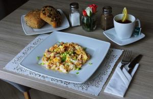 Jedlo v ubytovaní bed & breakfast alebo blízkom okolí