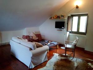 A television and/or entertainment centre at O Rincón de David