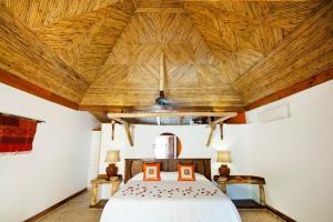 Katil atau katil-katil dalam bilik di Aamori Boutique Hotel (Only Adults) +19 gambar
