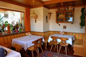 Posezení v ubytování Privatzimmer Lasshofer