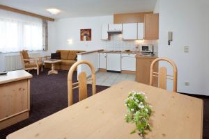 Kuchyň nebo kuchyňský kout v ubytování Ferienhaus Auer