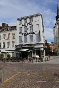 Gallery image of L'Hotel De France in Roubaix