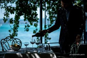Gallery image of Hotel Catullo in Sirmione +37 photos
