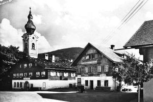 Budynek, w którym mieści się hotel
