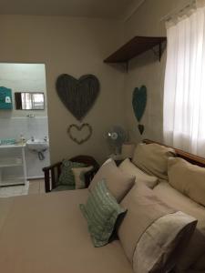 Фотография из галереи 77 ON 7th Street в Херманусе