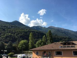 Nespecifikovaný výhled na hory nebo výhled na hory při pohledu z bed and breakfast