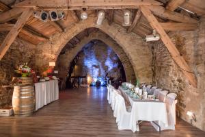 Εστιατόριο ή άλλο μέρος για φαγητό στο Domaine d'Alcapiès