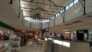 a large shopping mall with a large ceiling at Vimal's Homestay in Perth