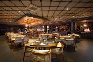 Restoran atau tempat makan lain di The Crystal Luxury Bay Resort Nusa Dua