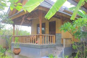 Balkón nebo terasa v ubytování Bronze Bungalows