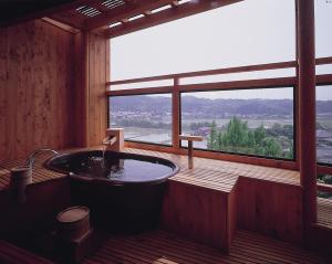 湯宿白山旅館衛浴