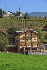 Nespecifikovaný výhled na hory nebo výhled na hory při pohledu z bed and breakfast