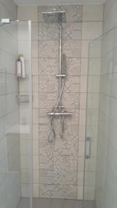 A bathroom at Cabo Mar Duplex