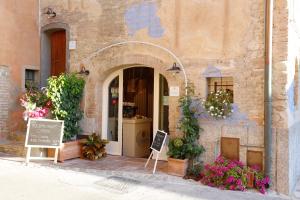 Gallery image of Il Maramaldo Bed&Breakfast-Restaurant in Lajatico