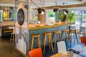 Restaurace v ubytování Ibis Roanne Le Coteau Hotel Restaurant