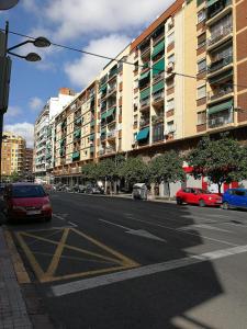 バレンシアにあるCéntrico apartamento en Valencia próximo parada de metro Ángel Guimeràのギャラリーの写真