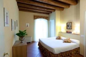 Gallery image of Relais Corte Paradiso in Peschiera del Garda