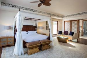 Кровать или кровати в номере Park Hyatt Zanzibar