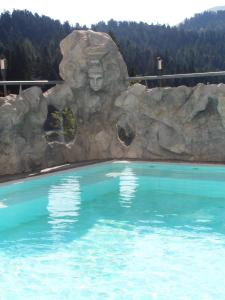 Kolam renang di atau di dekat Sundance Mountain Resort
