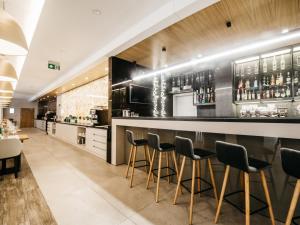 Lounge alebo bar v ubytovaní Q Hotel Plus Katowice