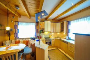 Η κουζίνα ή μικρή κουζίνα στο Ferienwohnung Regina +8 φωτογραφίες