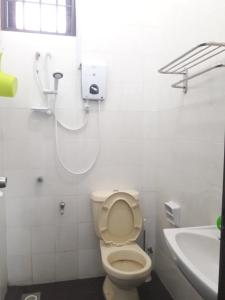 Koupelna v ubytování JB Homestay Bukit Indah WiFi CIQ Mall Legoland Free Parking