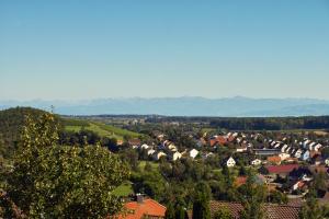 an aerial view of a town with trees and houses at FeWo Schillerstraße in Markdorf