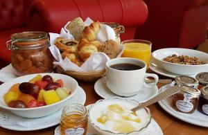 Courthouse Hotel London