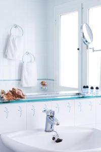 Kúpeľňa v ubytovaní Hotel Miramar Badalona