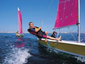 Windsurf en el campamento o alrededores