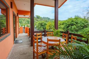 Gallery image of Inn On The Park in Manuel Antonio