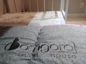 Postel nebo postele na pokoji v ubytování Bomgoro Guesthouse