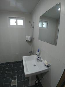 Koupelna v ubytování Bomgoro Guesthouse