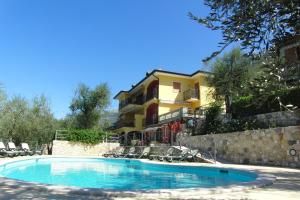 Gallery image of Villa Due Leoni - Residence in Brenzone sul Garda