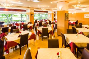 Gallery image of CHRES in Kochi