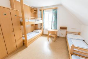 Voodi või voodid majutusasutuse Jugendgästehaus Ulrichsberg toas