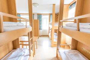 Voodi või voodid majutusasutuse Jugendgästehaus Ulrichsberg toas
