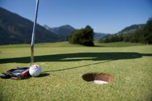 Golf v penzionu nebo okolí