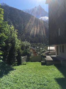 Galeriebild der Unterkunft Chamonix Studio Jardin in Chamonix-Mont-Blanc