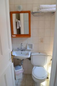 Kúpeľňa v ubytovaní Villa Ioli + 37 fotografií