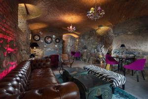 Część wypoczynkowa w obiekcie Relais & Châteaux Hotel Quadrille - Adults Only