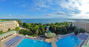 The swimming pool at or close to Sol Nessebar Palace All Inclusive
