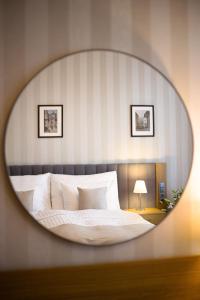 Posteľ alebo postele v izbe v ubytovaní Hotel Schwaiger
