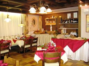 Nápoje v ubytování Bergchalet Hotel Reinerhof