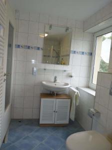 Ένα μπάνιο στο Eifel Ferienhaus Rodershausen