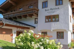 Budova, kde se bed and breakfast nachází