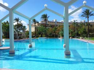 Bazén v ubytování Benalbeach Apartamento en Resort de Benalmádena nebo v jeho okolí