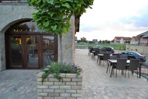 Restaurace v ubytování Garni Hotel Chicha - Winery ŠKRBIĆ