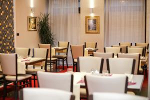 Area soggiorno di Old Town Hotel